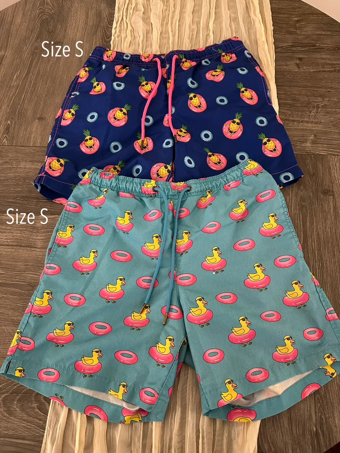 Men’s Colorful Summer Clothing Bundle – Size M image indicator(7)