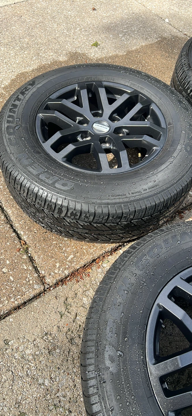 Ford P265/65R17 Tire and Rim Set - photo 3