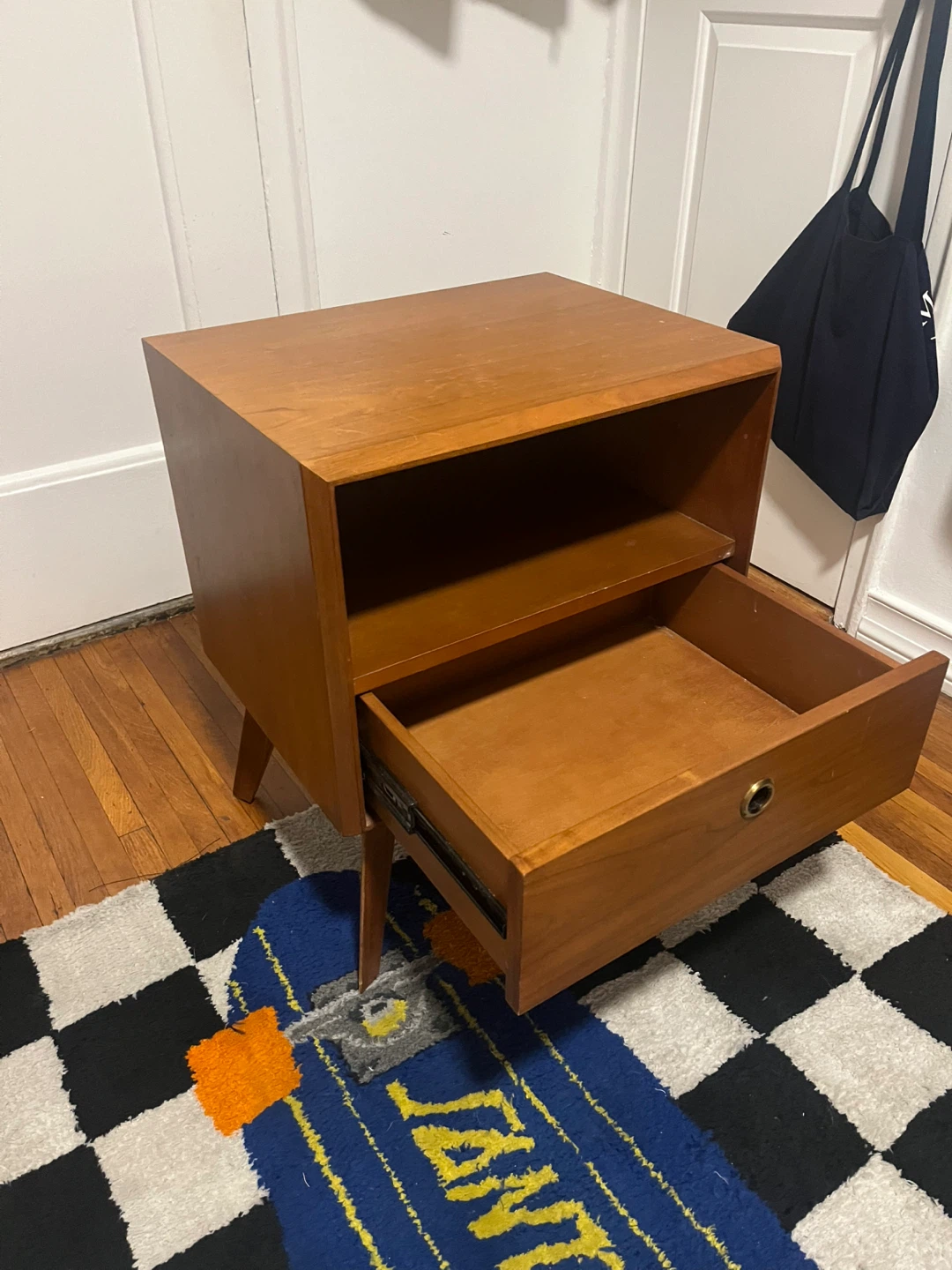 Mid-Century Modern Wood Nightstand - photo 5
