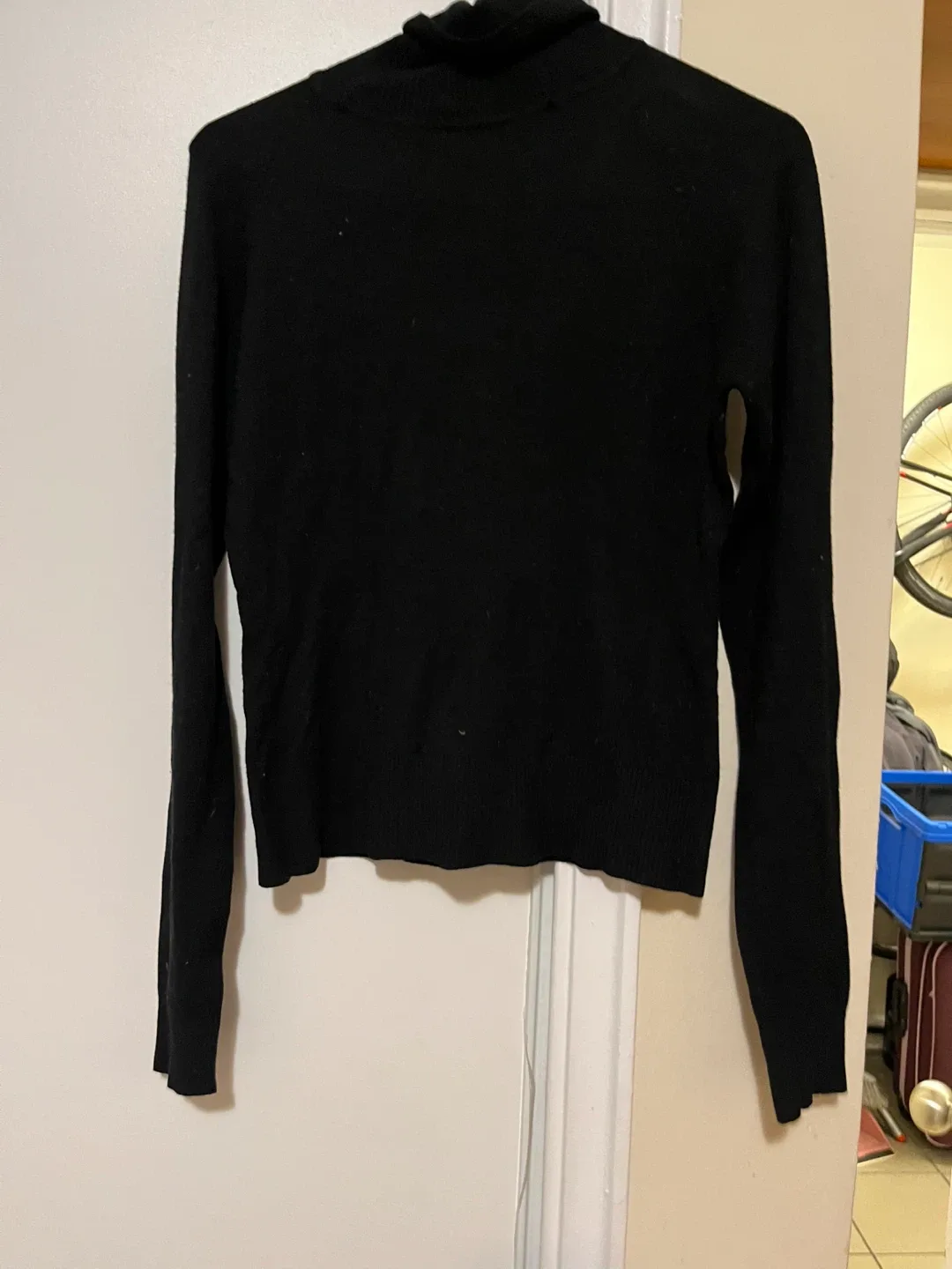 H&M Turtleneck Sweater 🥕 image indicator(2)
