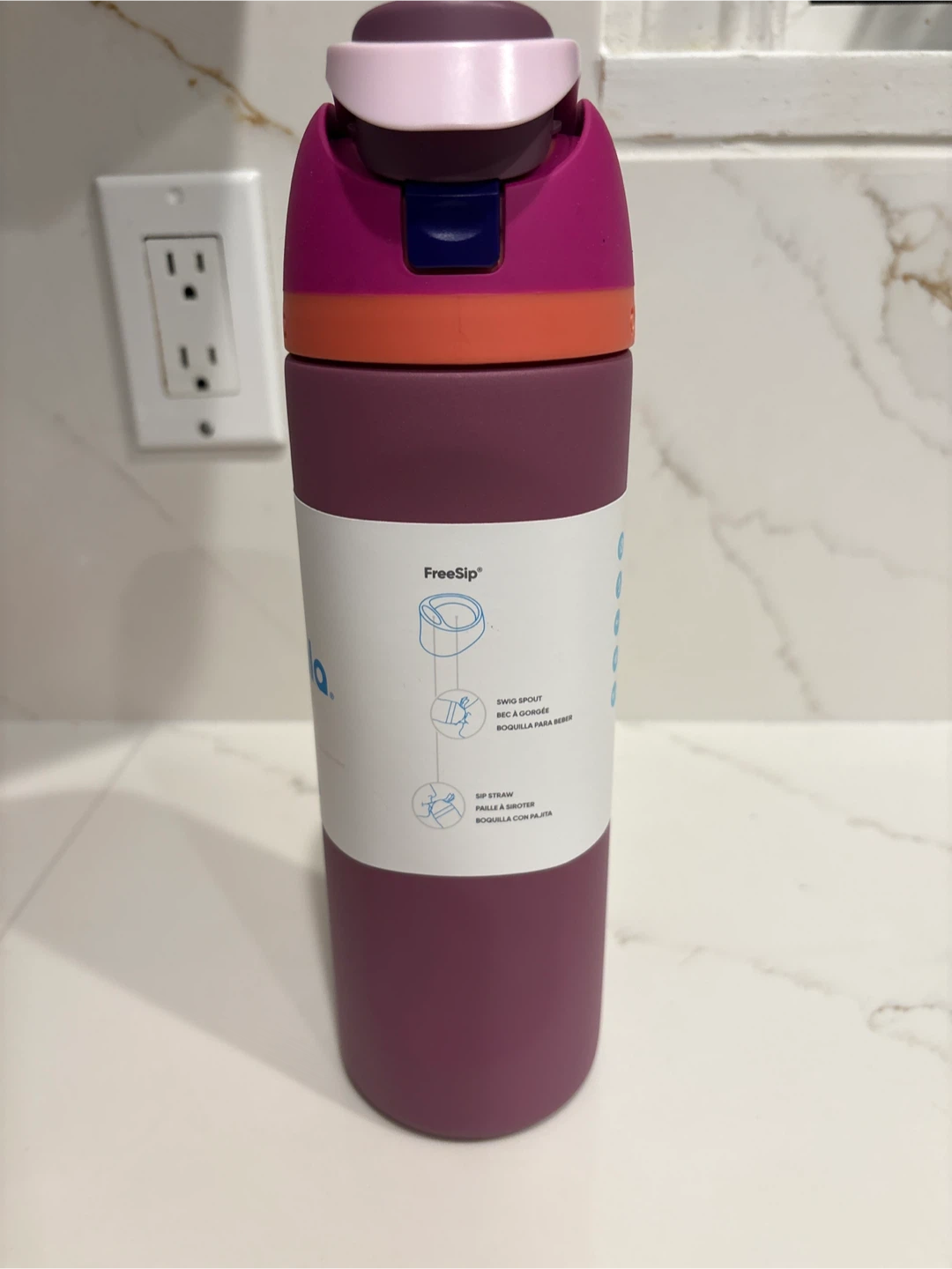Owala FreeSip 24oz Water Bottle - photo 3