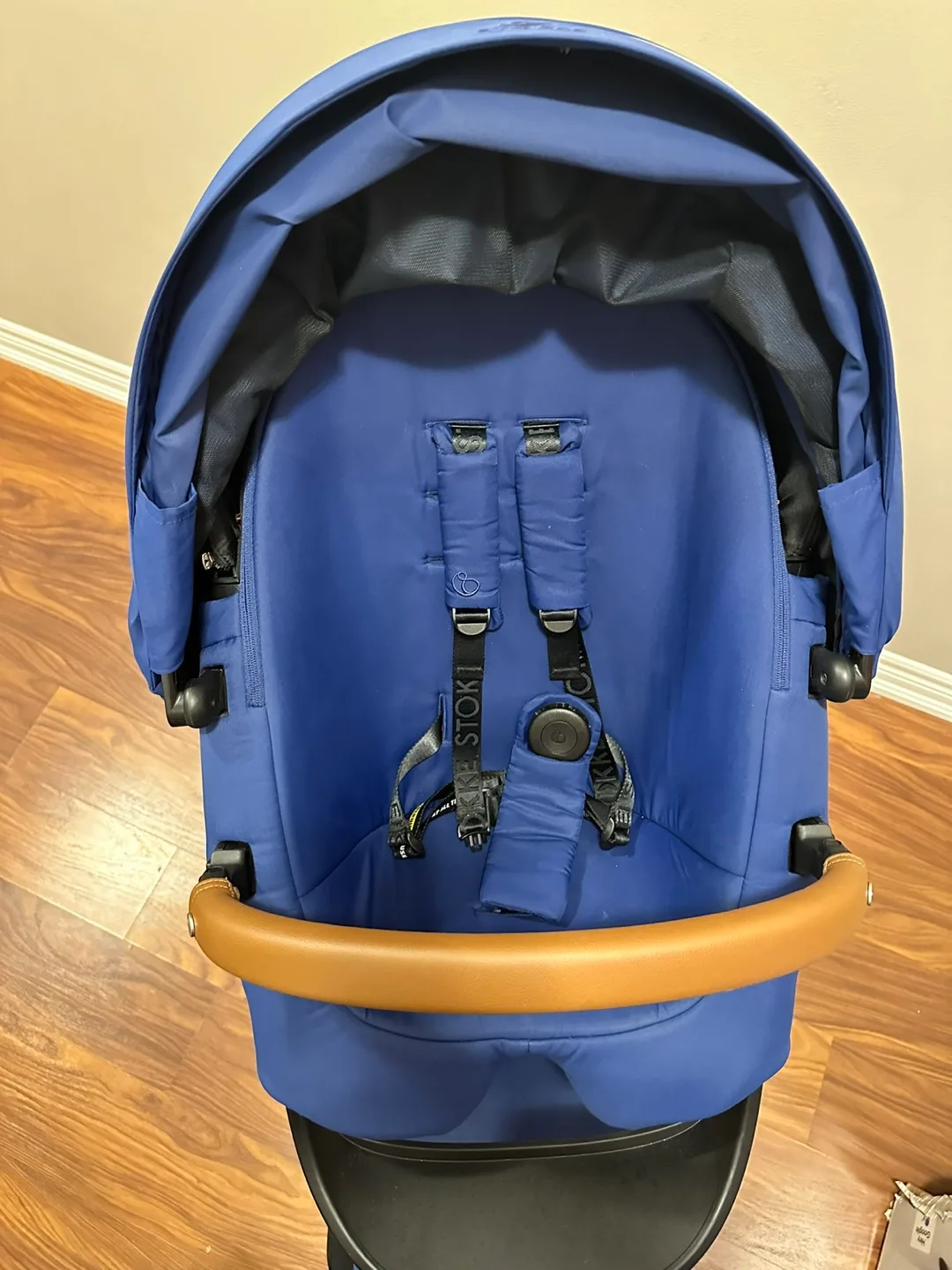 STOKKE STROLLER $500 (9.5/10) image indicator(4)