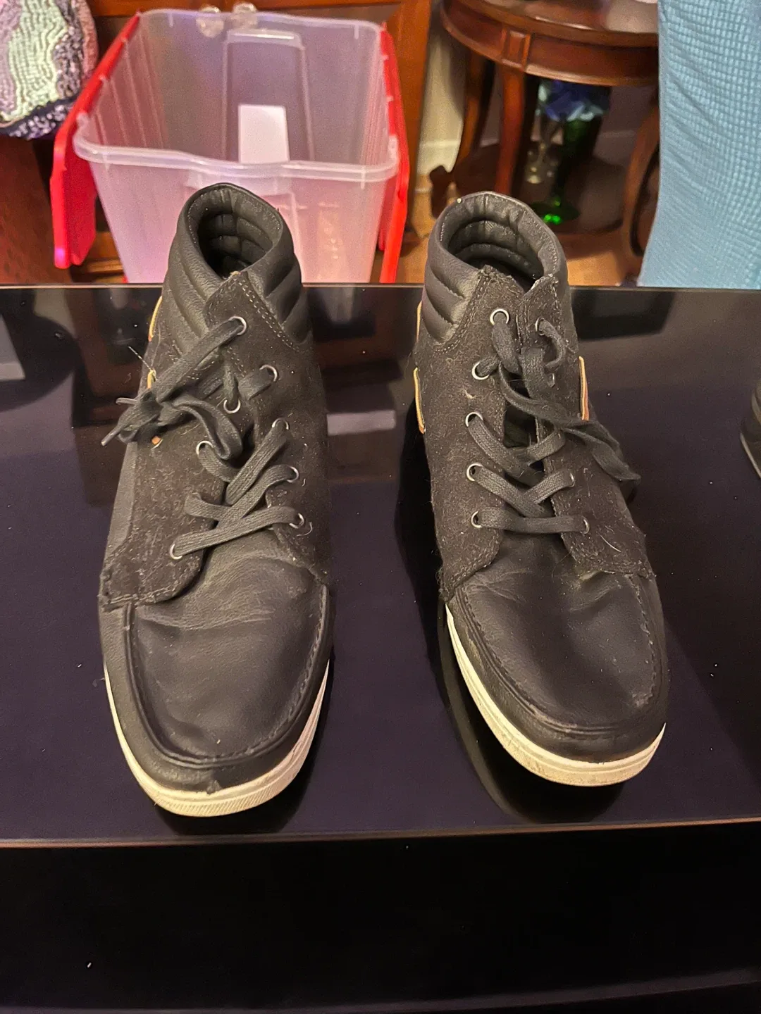 ALDO Men's size 10 Black High-Top Sneakers image indicator(3)