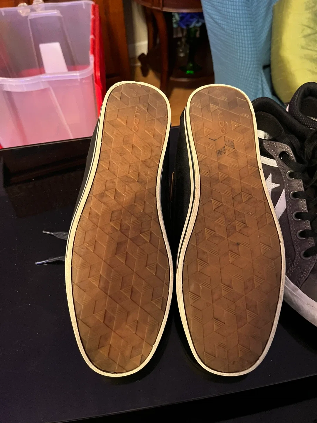 ALDO Men's size 10 Black High-Top Sneakers image indicator(5)