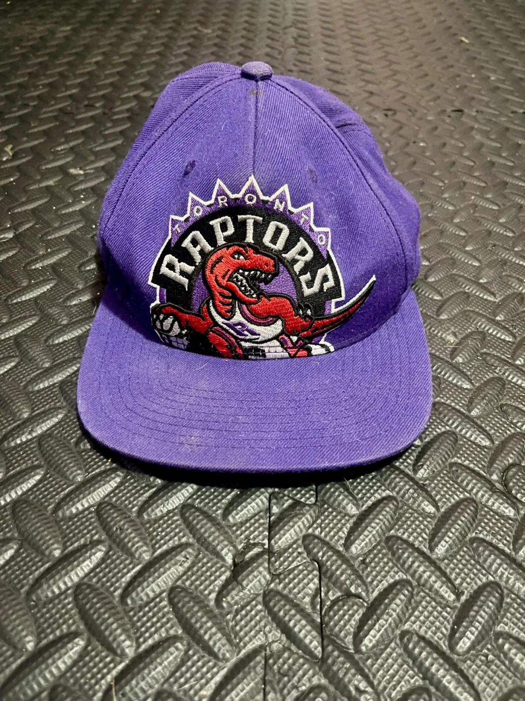 Mitchell & Ness Toronto Raptors Hat thumbnail