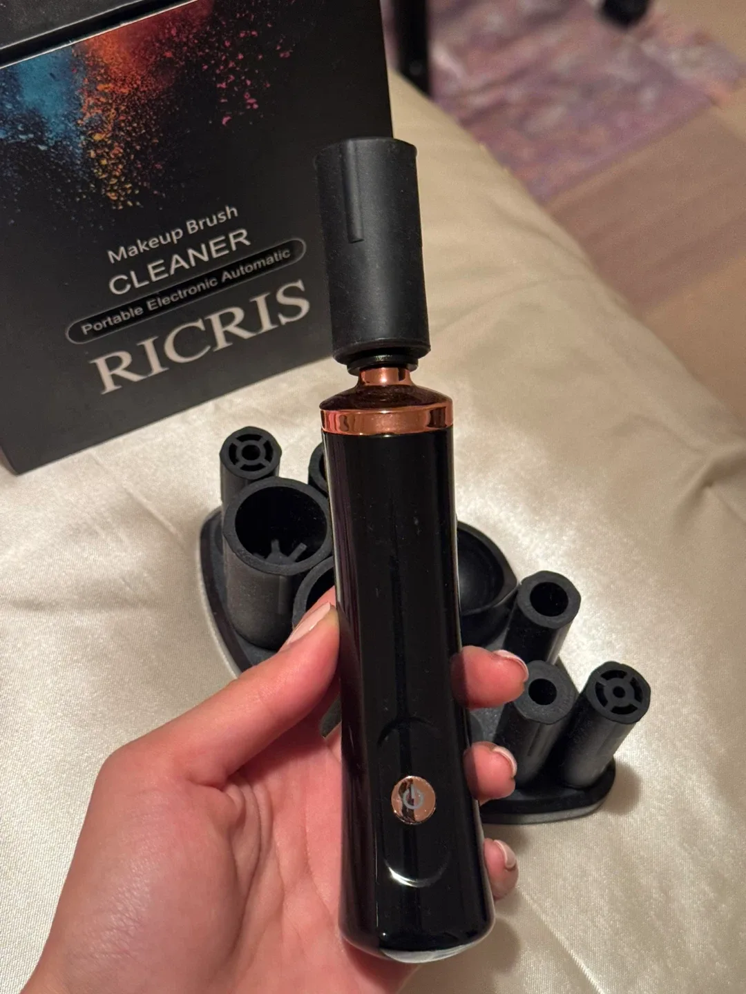 Makeup Brush Cleaner image indicator(2)