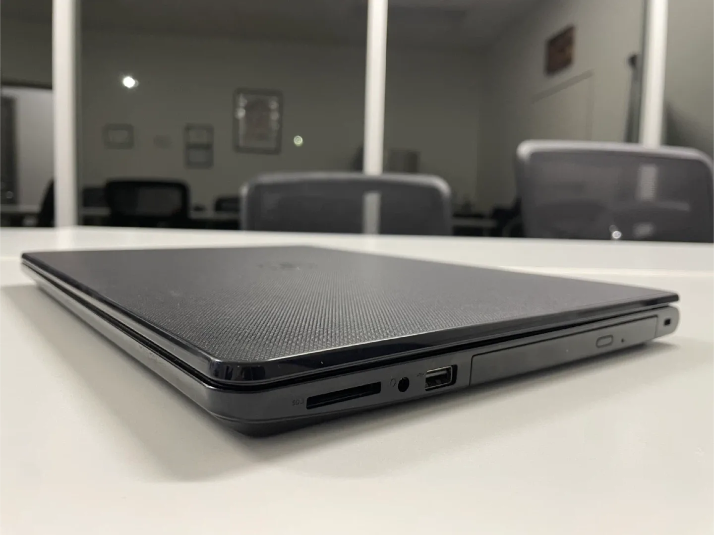 Dell Laptop image indicator(9)