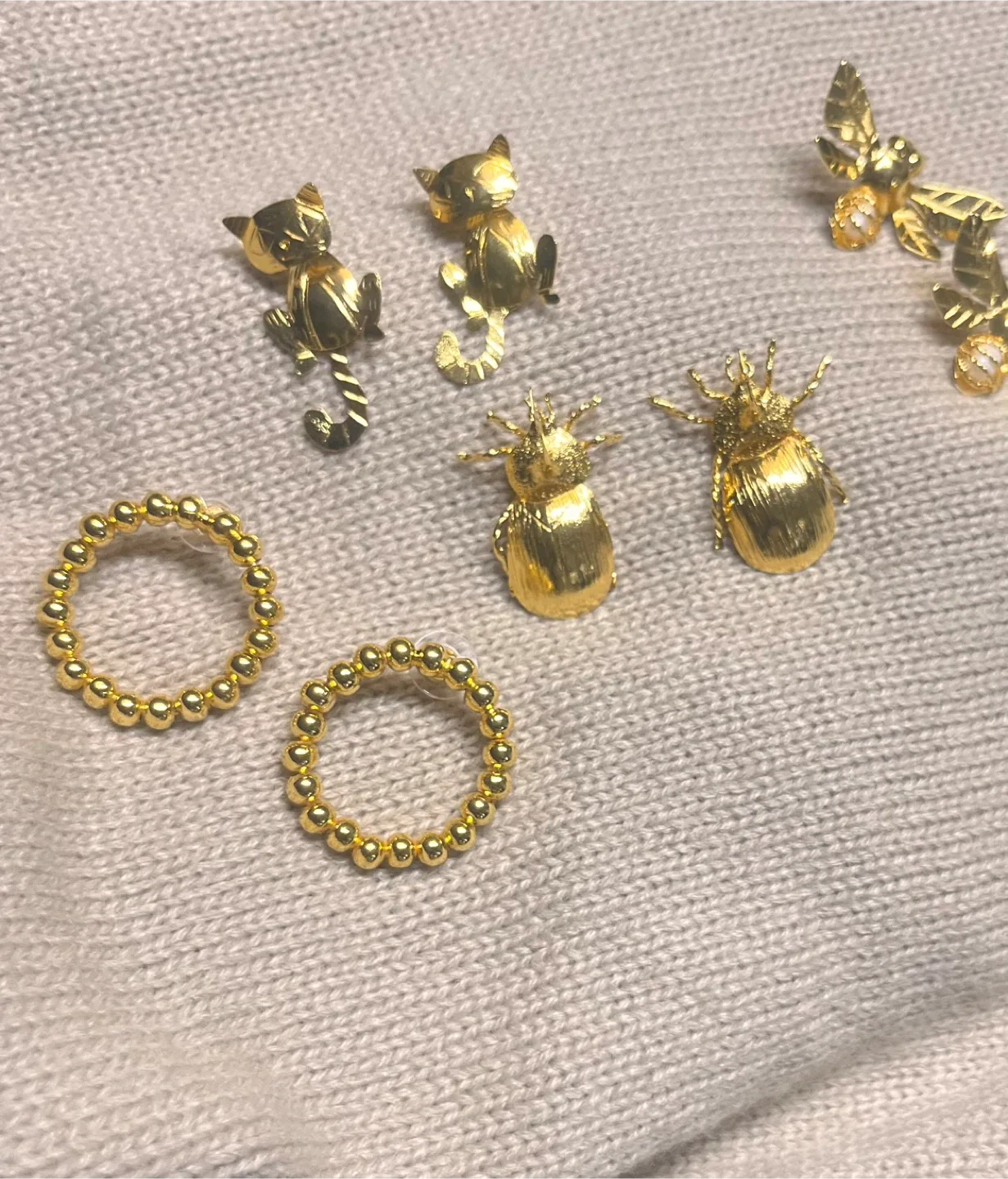 Gold plated  earrings - Assorted Earrings and Ring Set image indicator(5)