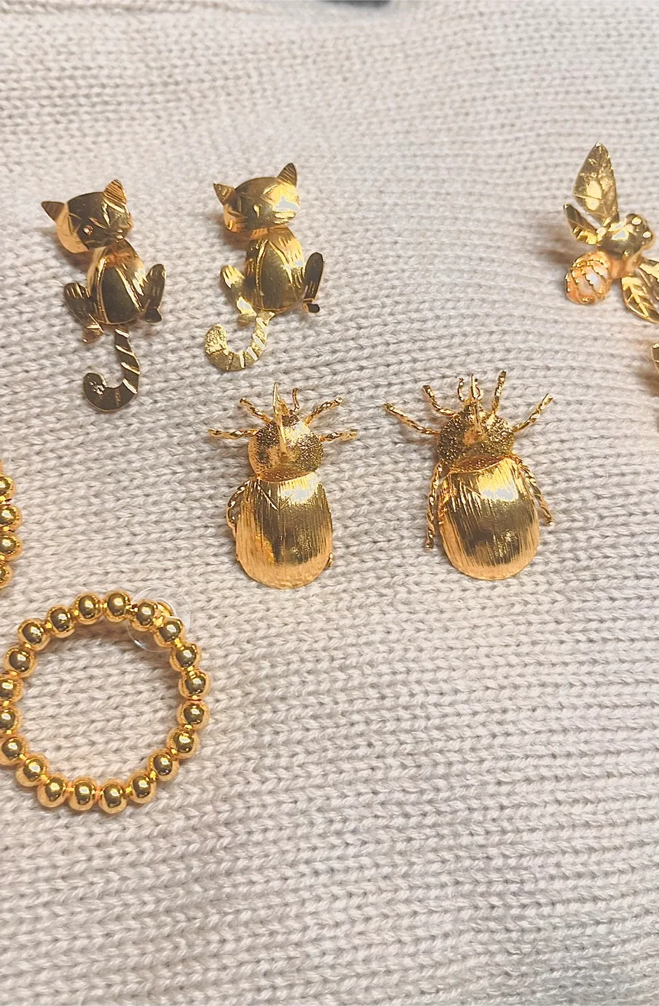 Gold plated  earrings - Assorted Earrings and Ring Set image indicator(2)