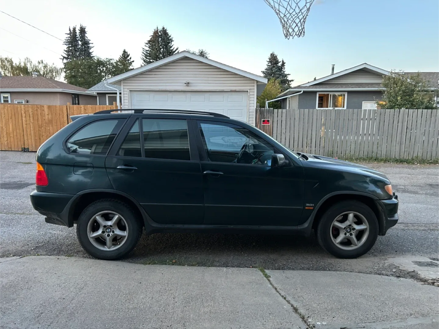 BMW 2003 X5 SUV image indicator(7)