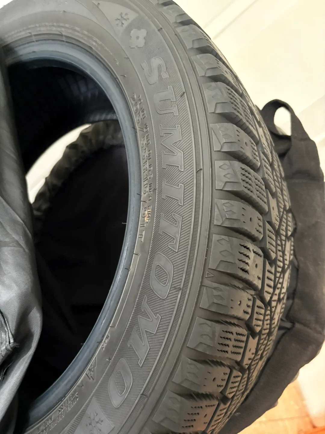 Sumitomo Tire 205/55R16 91T image indicator(4)