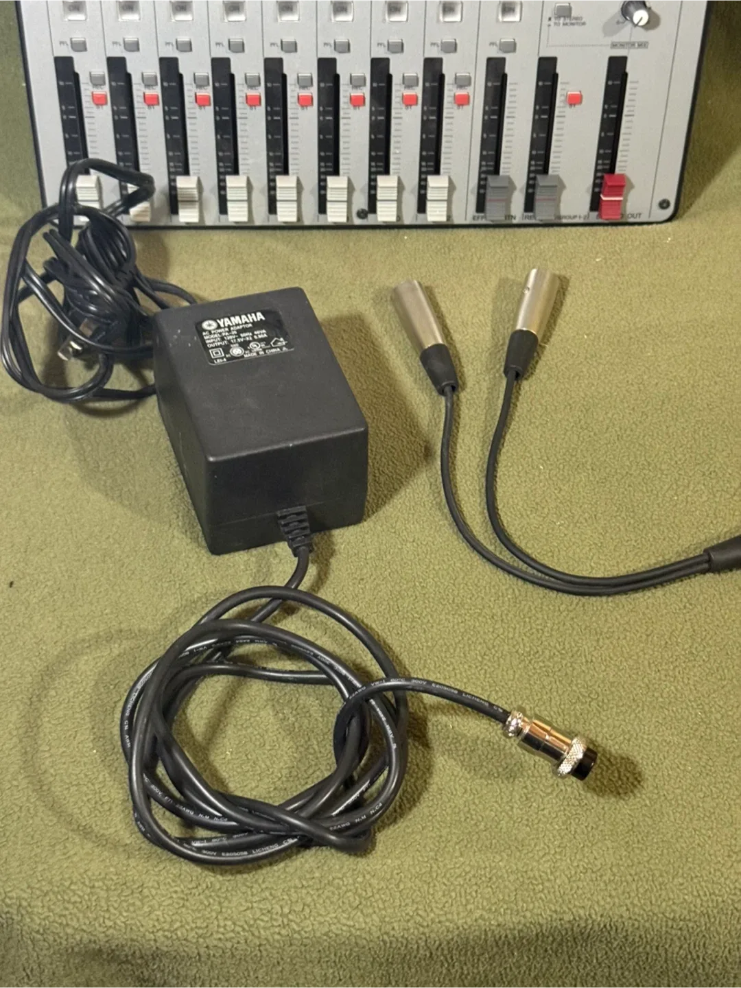 Yamaha MW12CX USB Mixer image indicator(7)