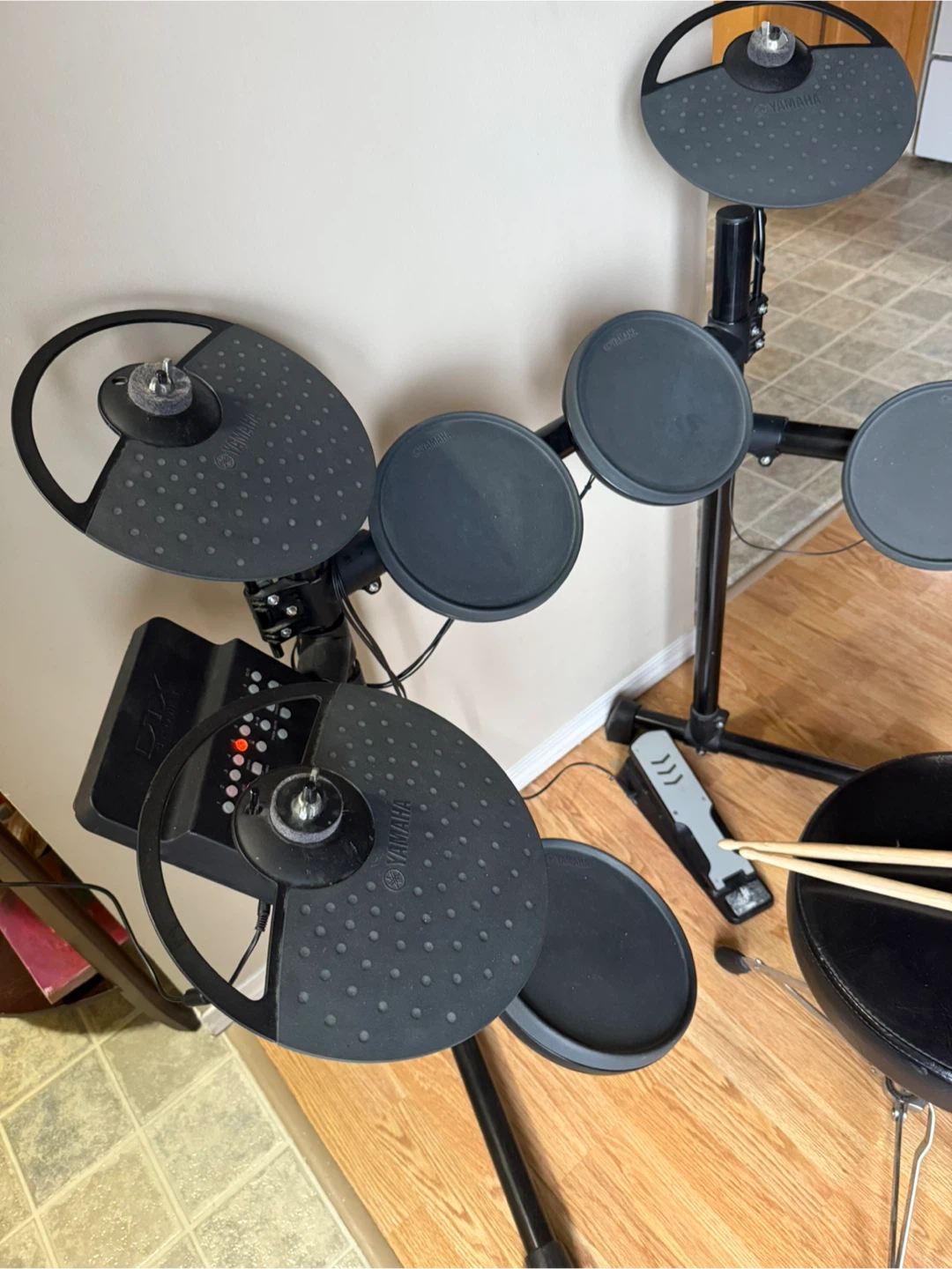 Yamaha DTX Electric Drum Kit - photo 3