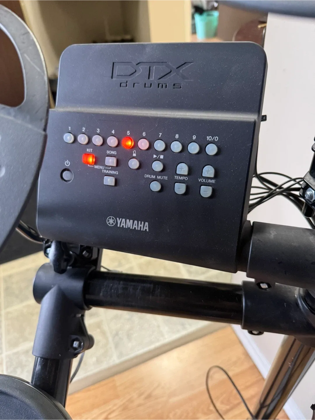 Yamaha DTX Electric Drum Kit image indicator(6)