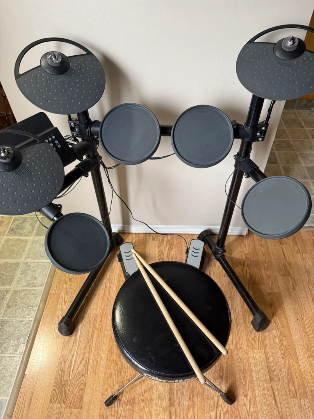 Yamaha DTX Electric Drum Kit - photo 5