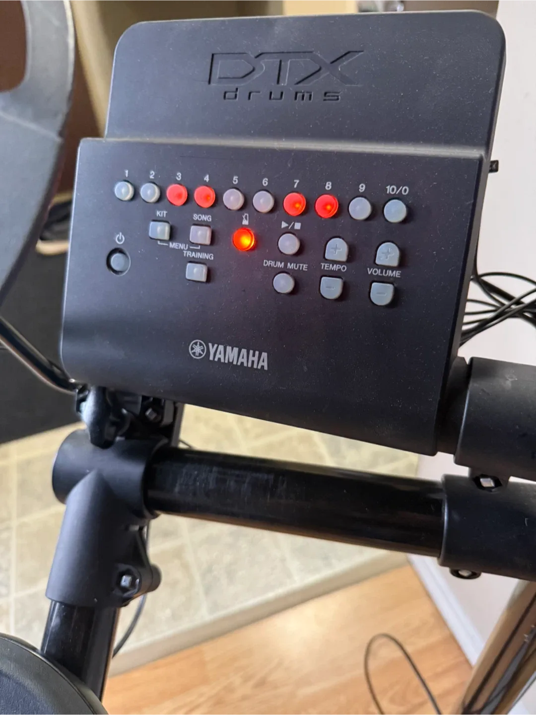 Yamaha DTX Electric Drum Kit image indicator(7)