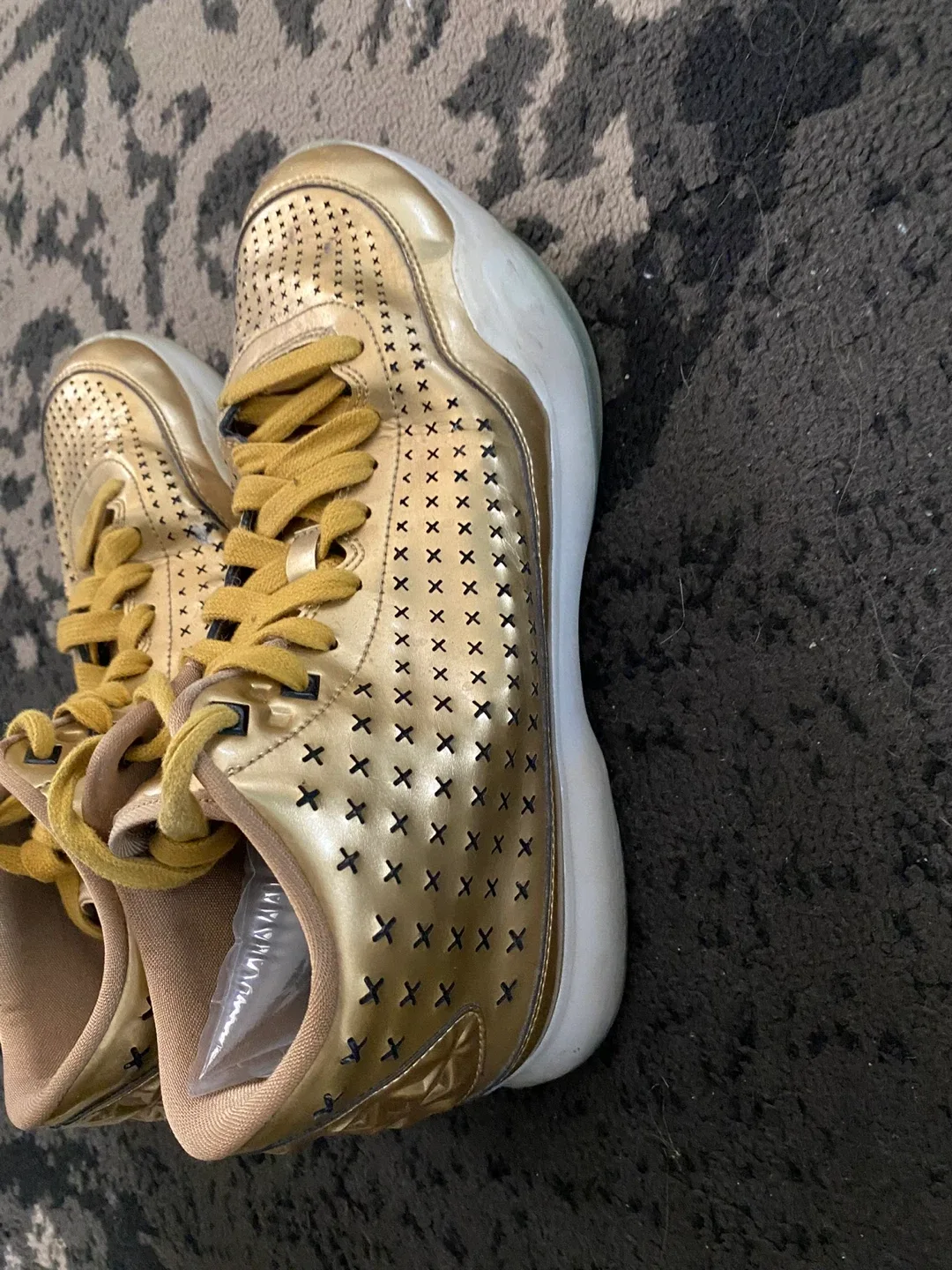 Nike Kobe X 10 Elite Low HTM Gold Shoes US 10 image indicator(5)