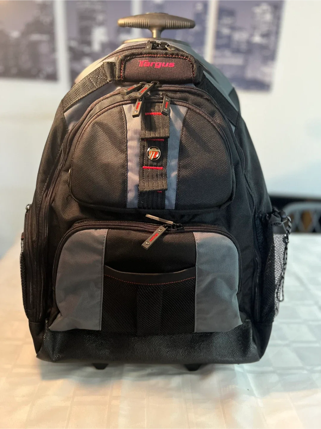 Targus Rolling Backpack thumbnail