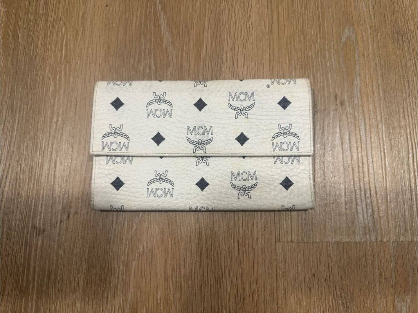 MCM Trifold Vintage Long Wallet thumbnail