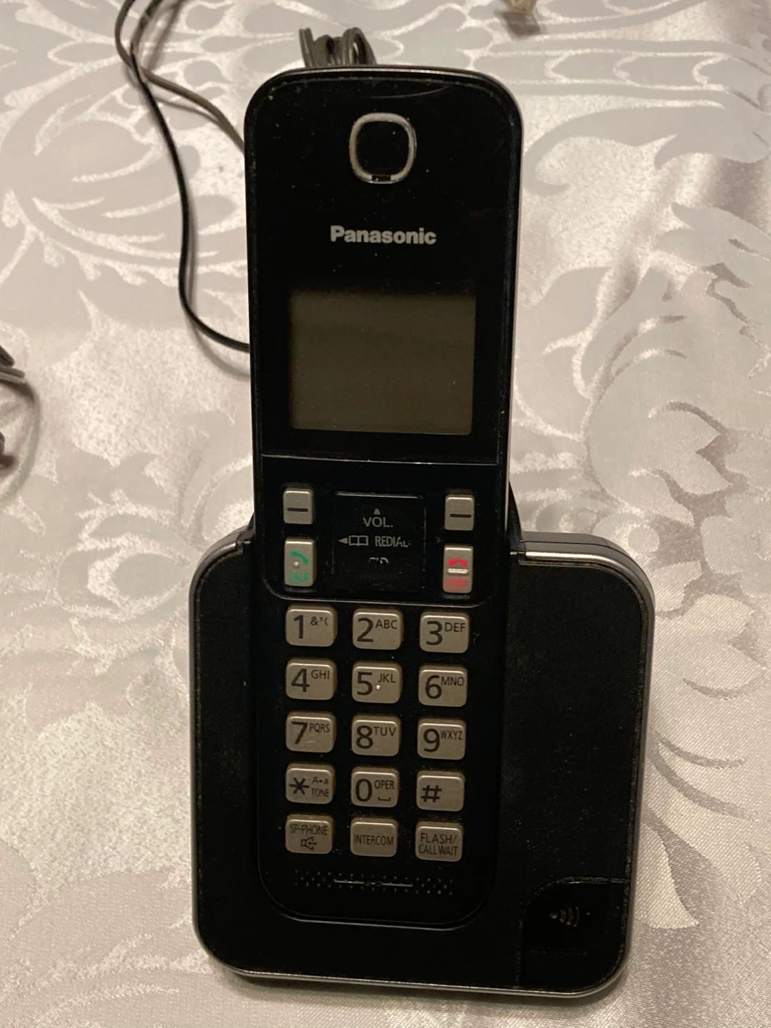 Panasonic KX-TGC380C Digital Cordless Phone Set - photo 4