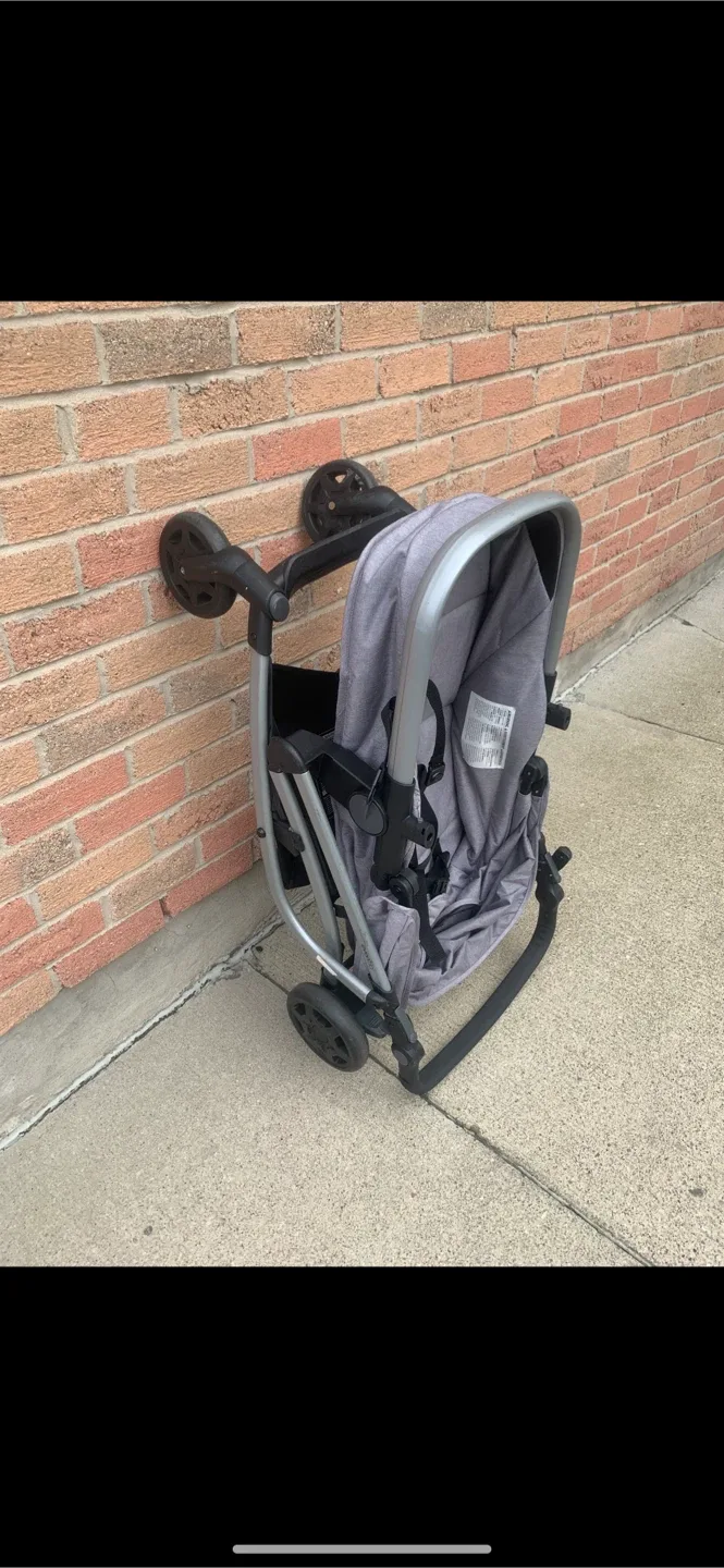 Special Baby Bassinet Stroller (Baby is Laying Down) image indicator(6)