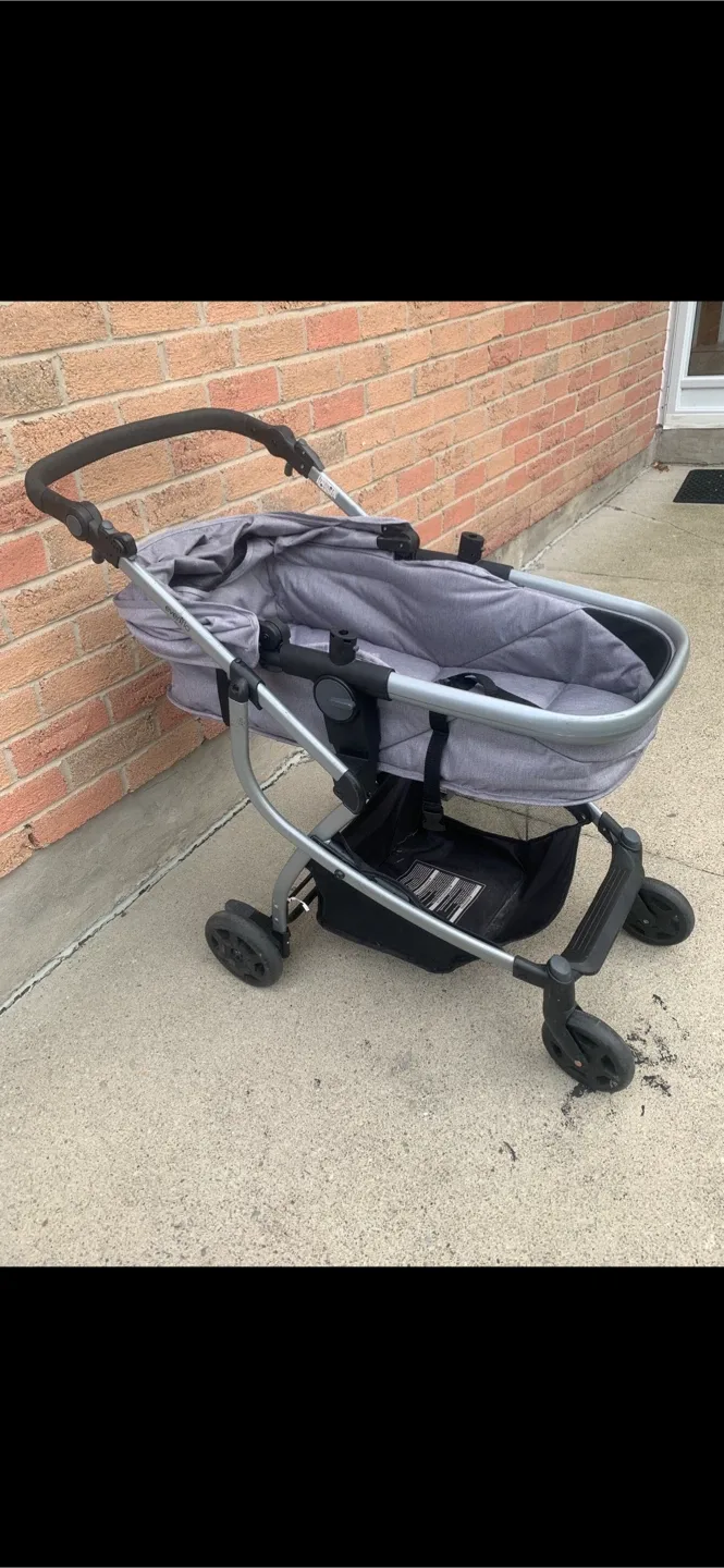 Special Baby Bassinet Stroller (Baby is Laying Down) image indicator(2)