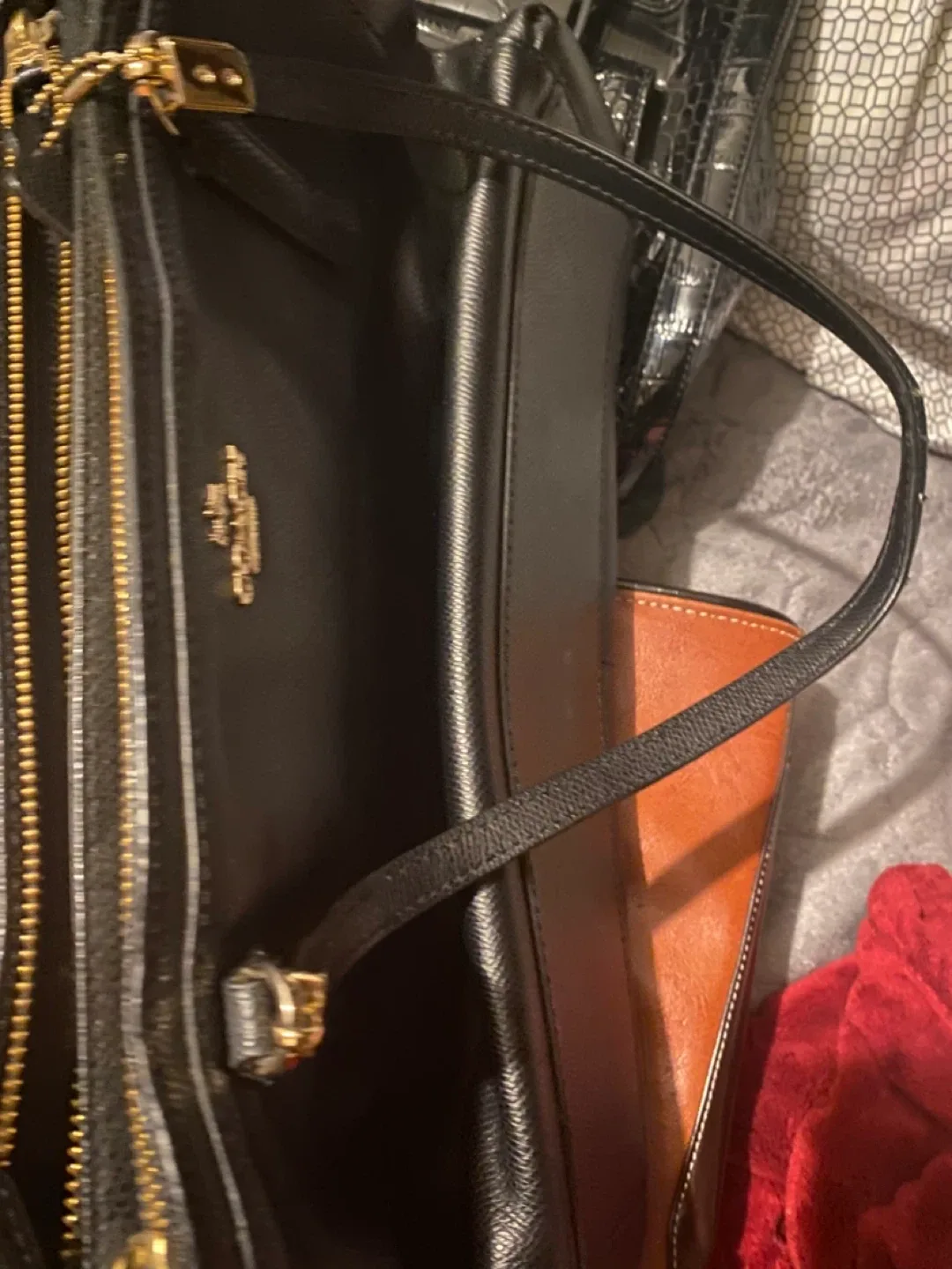 Coach, Guess, Gucci Purses image indicator(3)