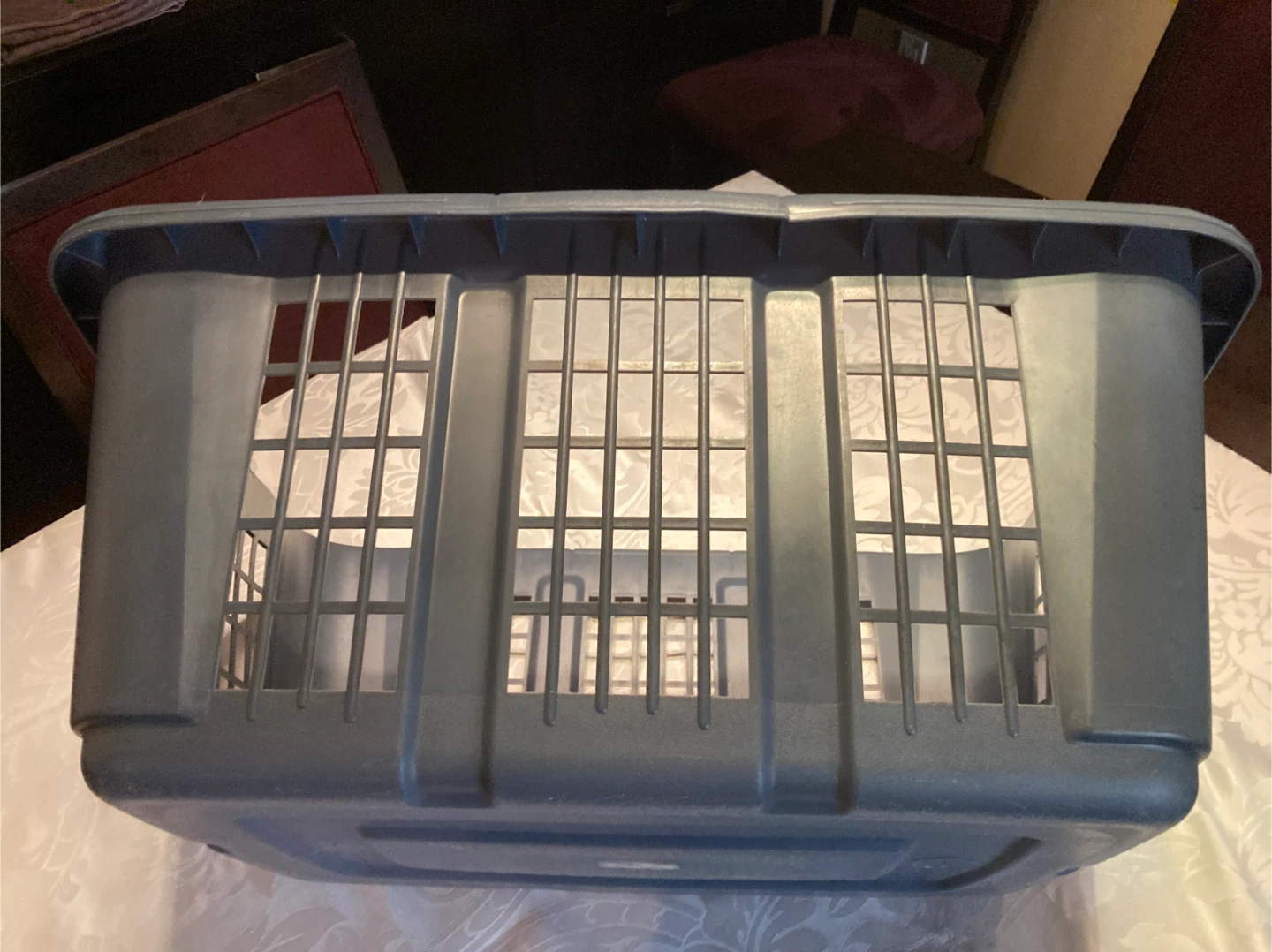 Blue Rubbermaid Laundry Basket - photo 2