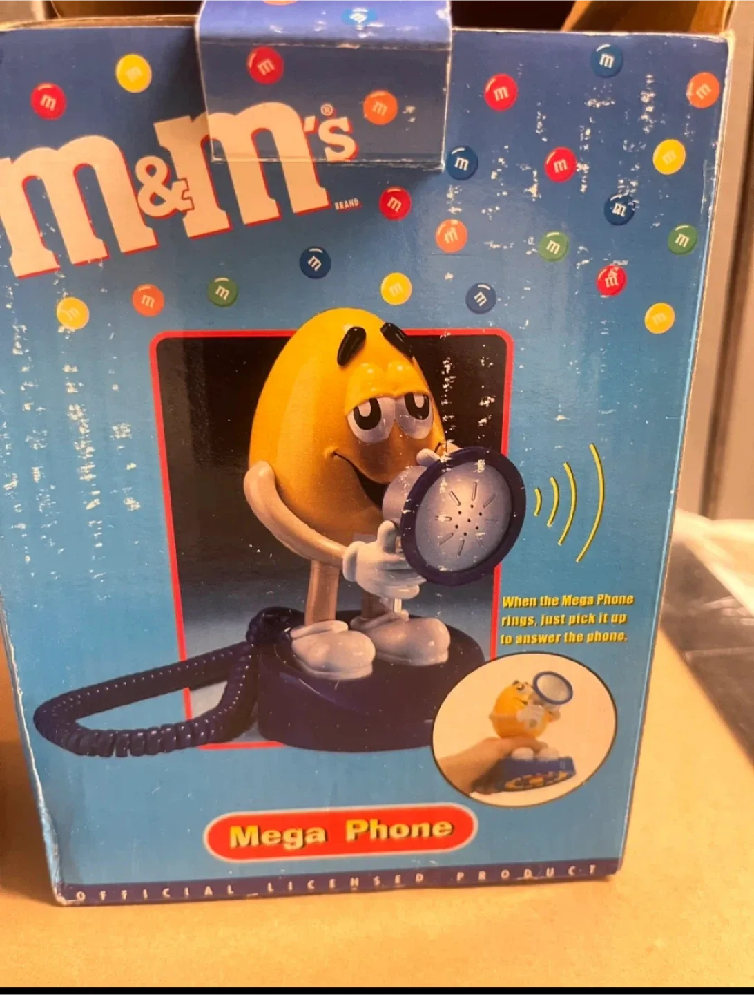 M&M's Yellow Character Mega Phone image indicator(4)