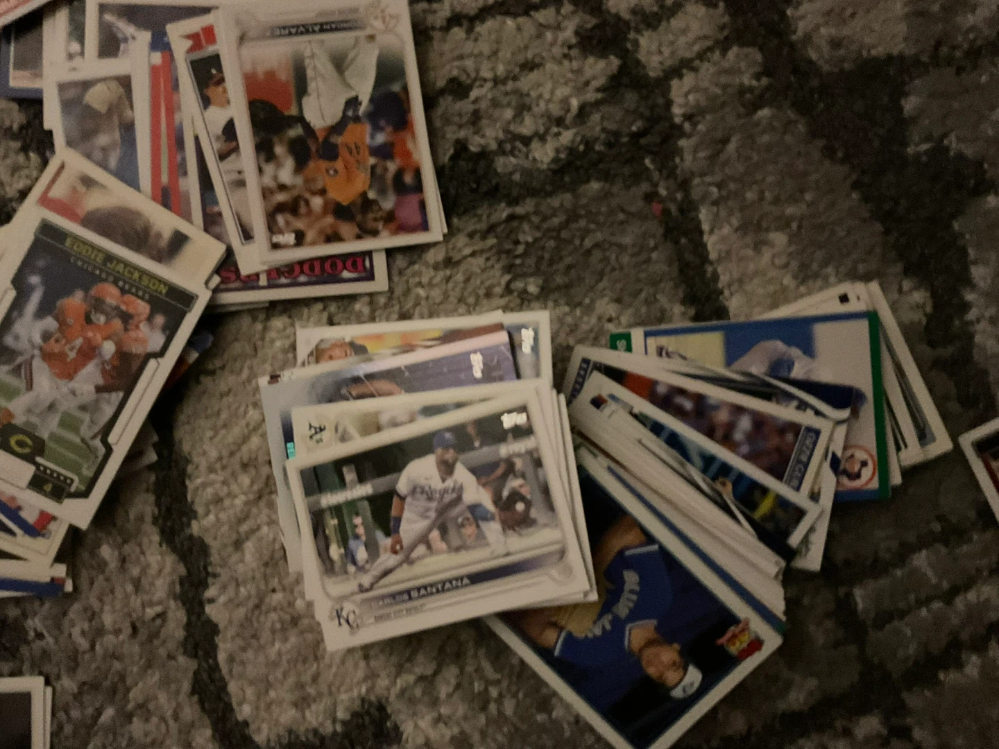 Mixed Baseball & Basketball Trading Cards - photo 3