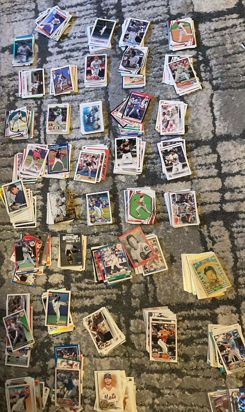 Mixed Baseball & Basketball Trading Cards - photo 2
