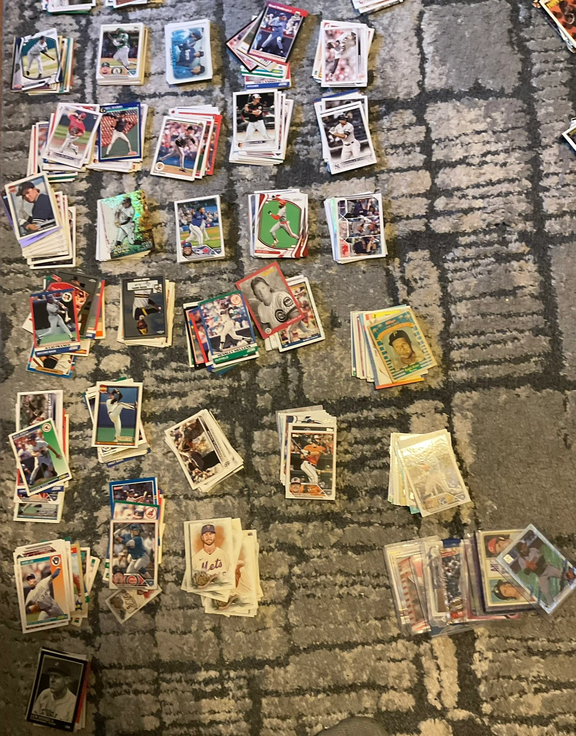Mixed Baseball & Basketball Trading Cards