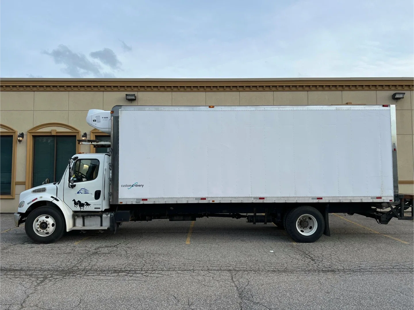 Reefer straight truck image indicator(3)