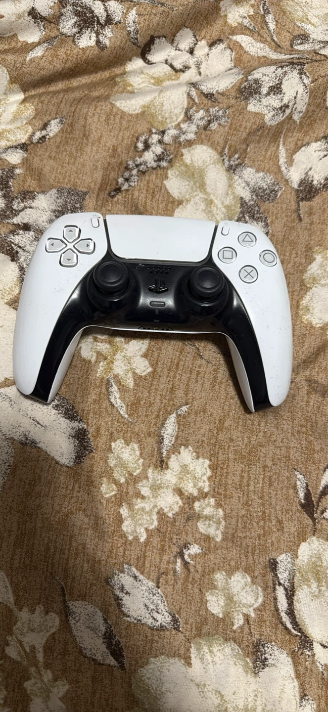 PlayStation 5 Console with Controller - photo 5