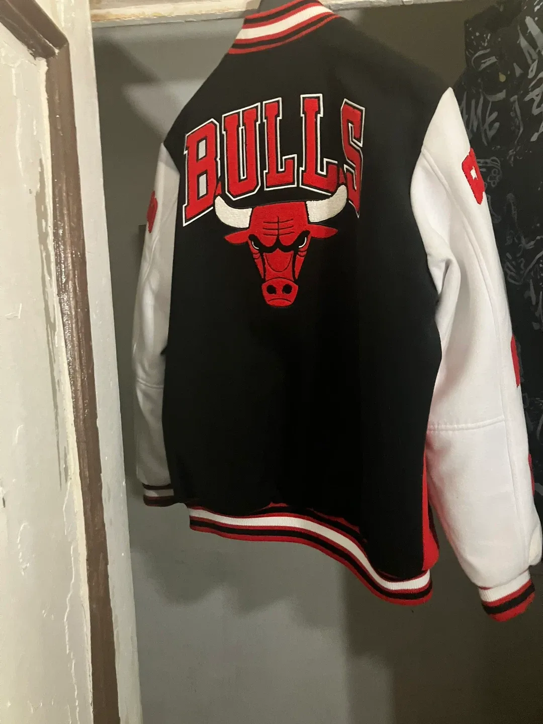 Chicago Bulls Varsity Jacket image indicator(2)