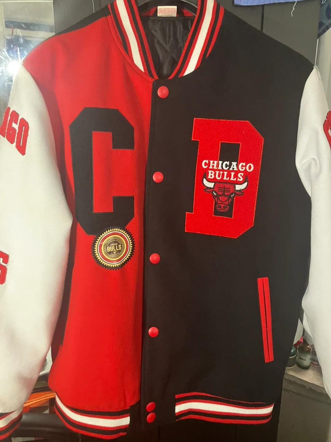 Chicago Bulls Varsity Jacket image indicator(6)