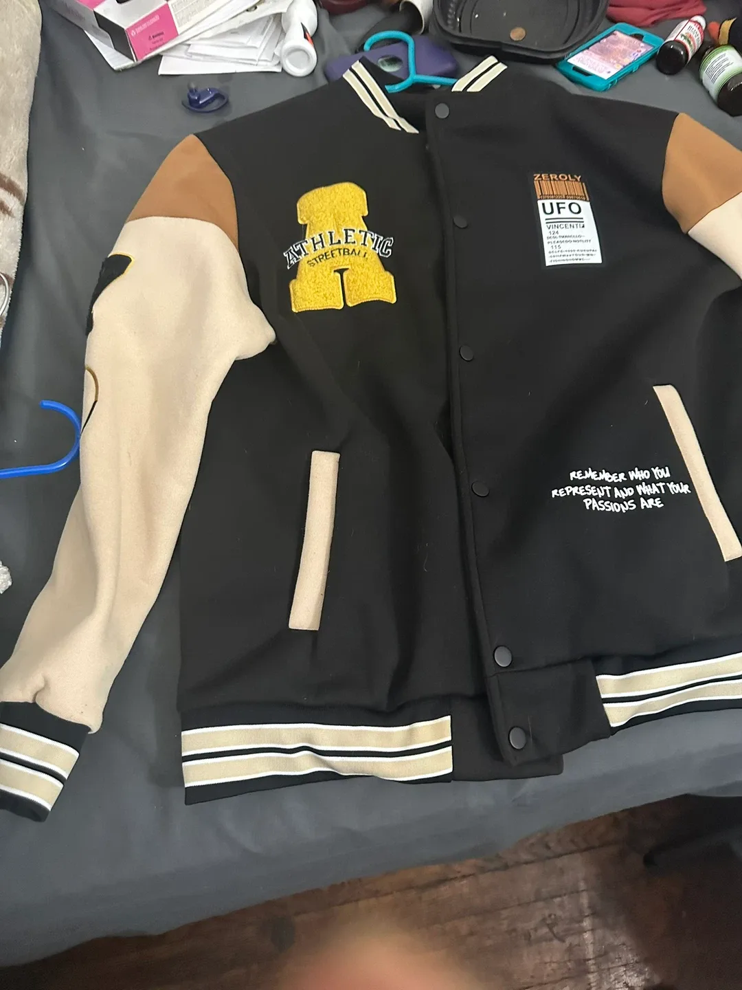 Zeroly UFO Varsity Jacket image indicator(2)