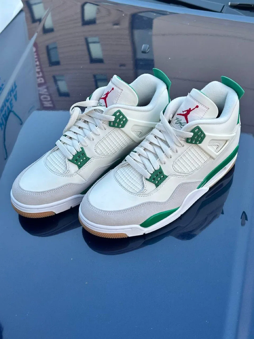 Nike Air Jordan 4 Retro SB Pine Green image indicator(5)