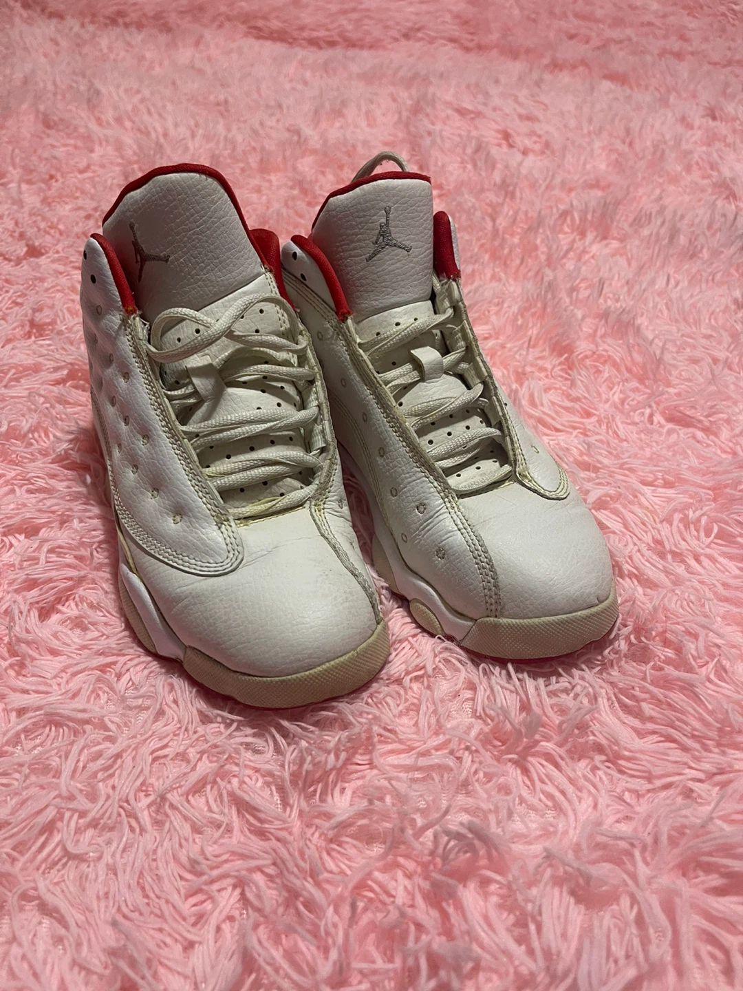 Jordan 13 White/Red Sneakers