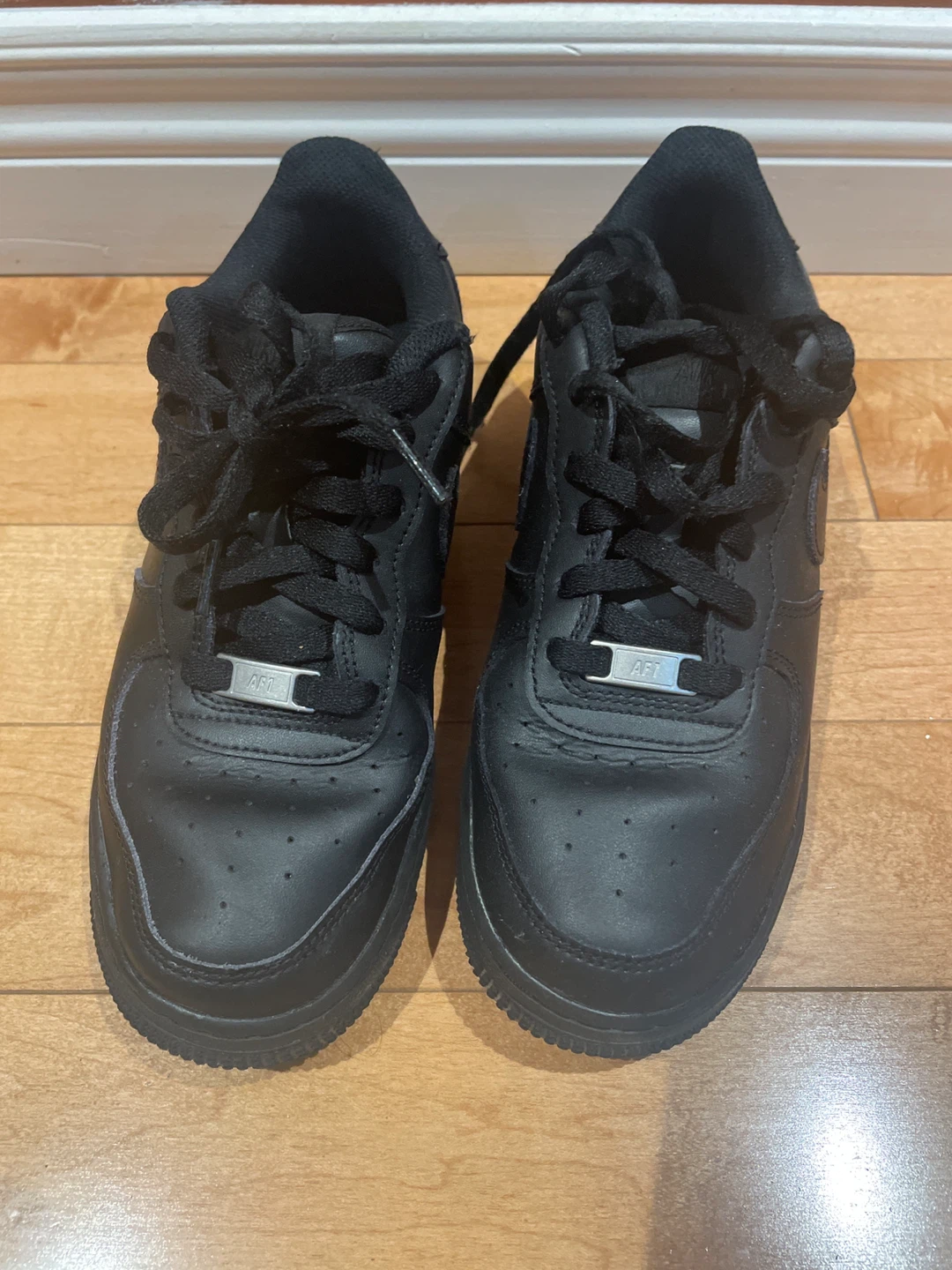 Nike Air Force 1 Black Size 6.5Y