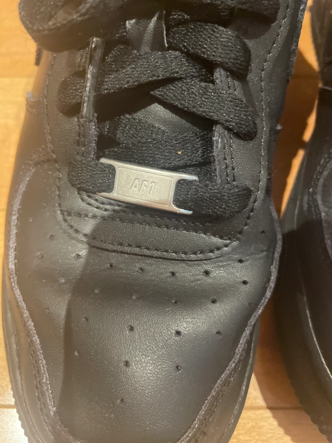 Nike Air Force 1 Black Size 6.5Y - photo 2