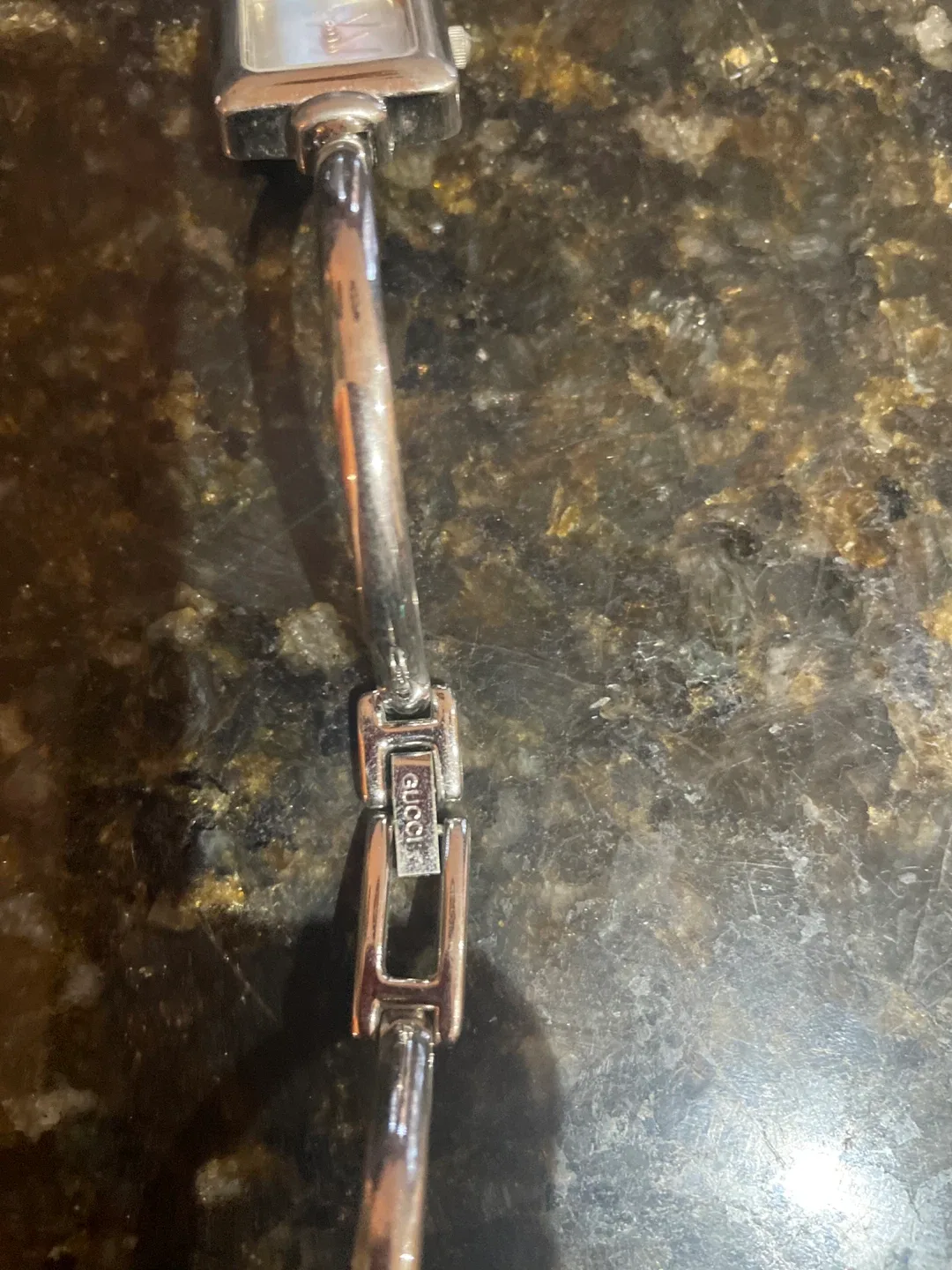 Gucci Ladies Watch image indicator(4)