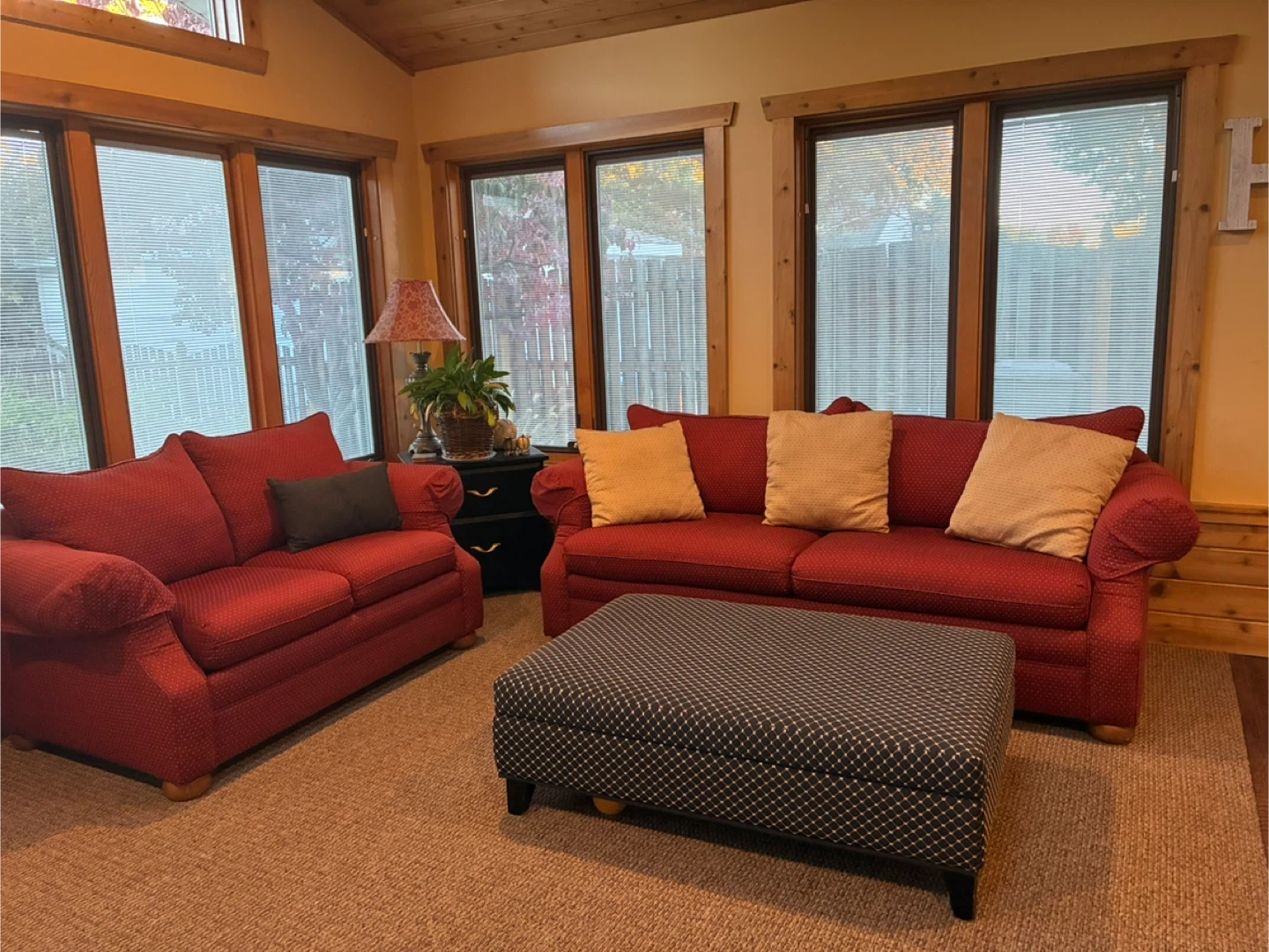 3 piece living room set - photo 3