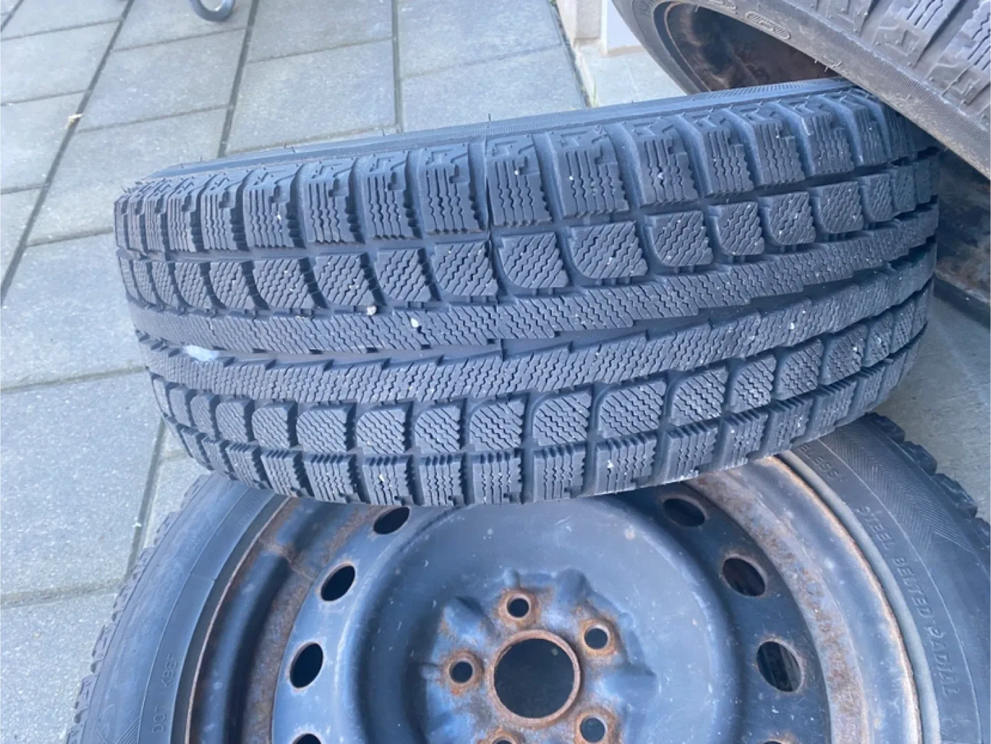 Antares Winter Tires - Set of 4 image indicator(10)