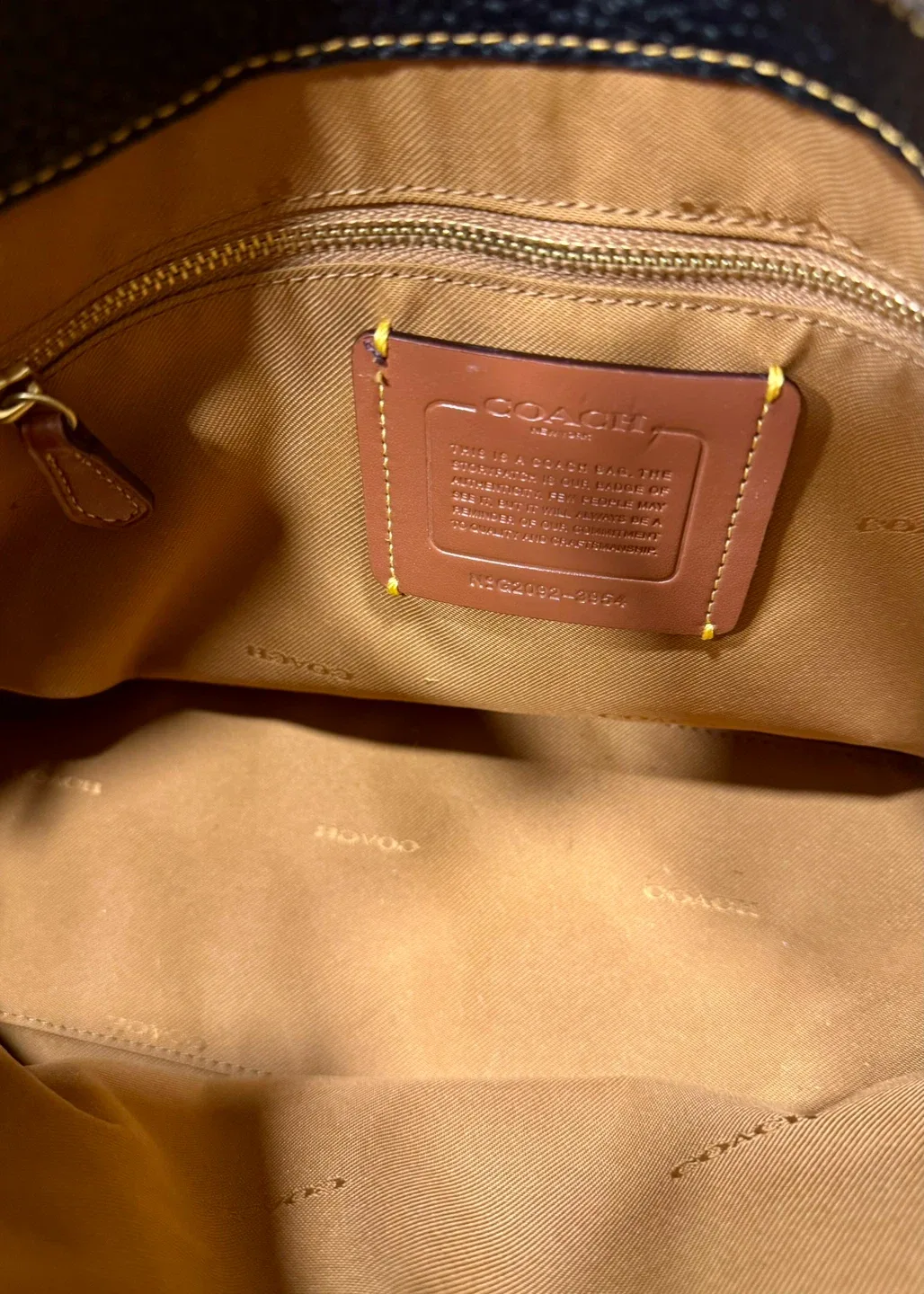 Coach May Bag - Black Leather image indicator(4)