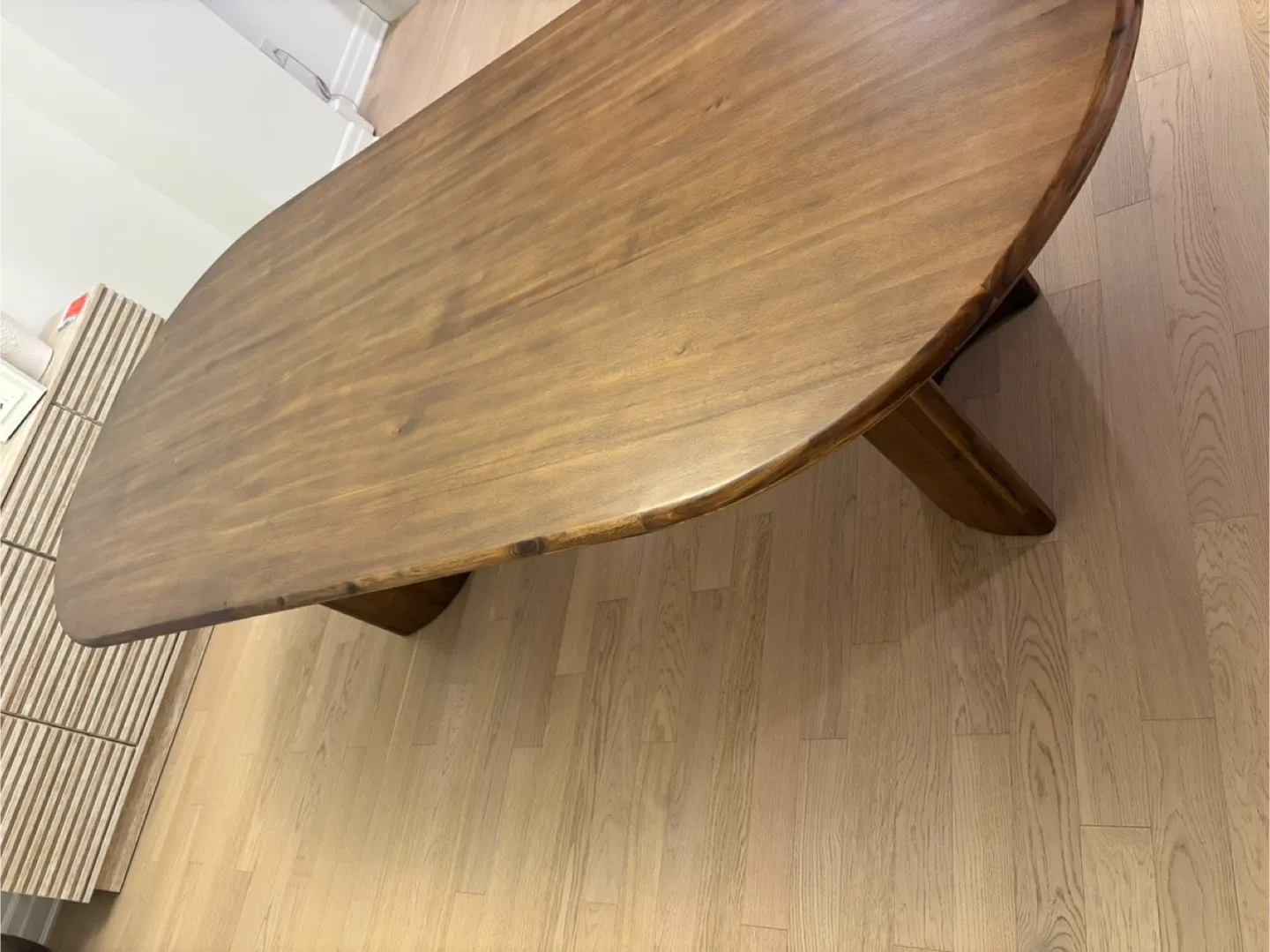 Beautiful Brand New 6 Seater Dining Table image indicator(5)