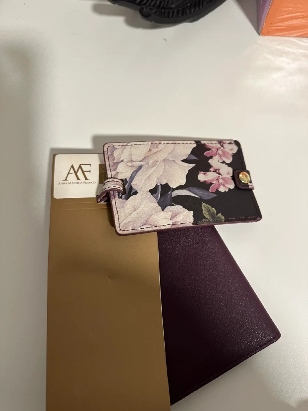 Anna Martina Franco Passport Holder & Luggage Tag Set image indicator(4)