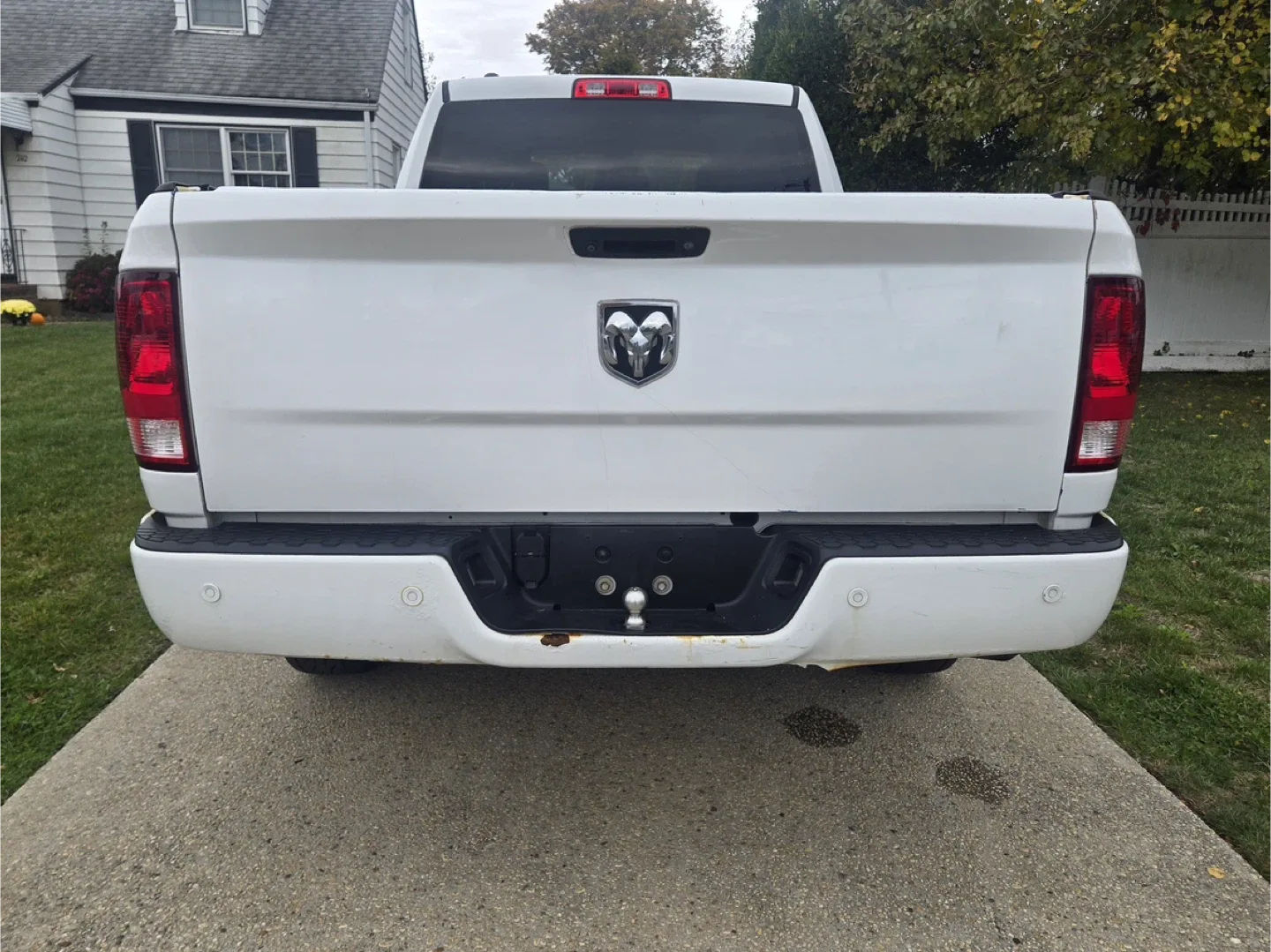 RAM 1500 Truck image indicator(5)
