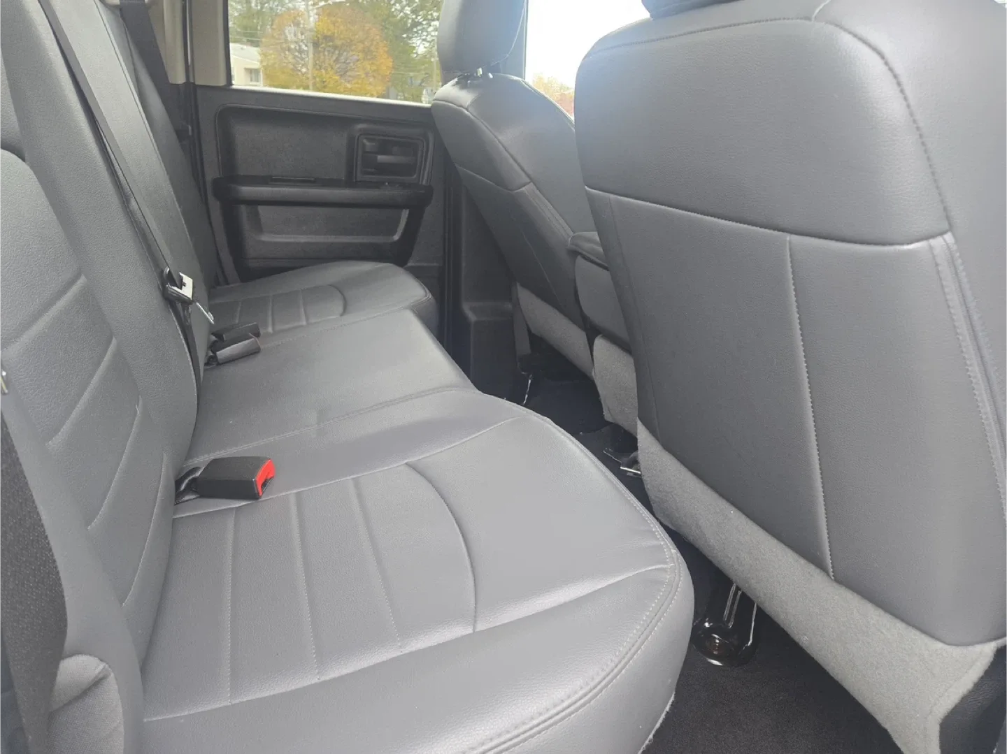 RAM 1500 Truck image indicator(7)