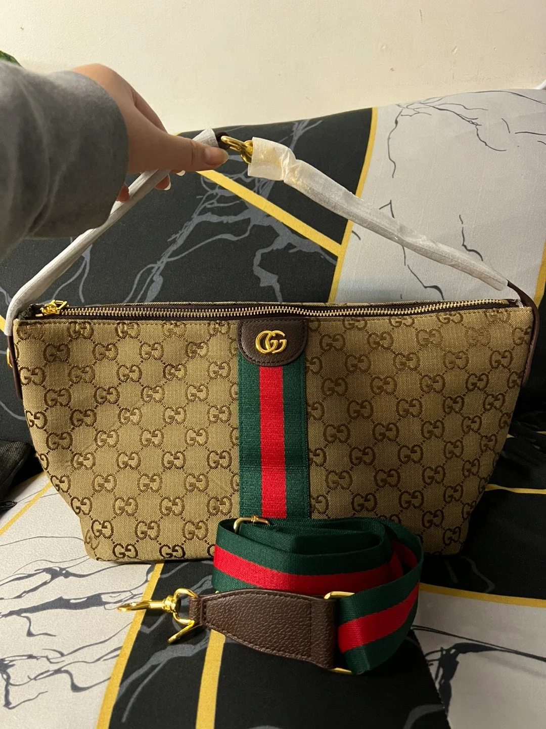 Gucci Shoulder Bag thumbnail